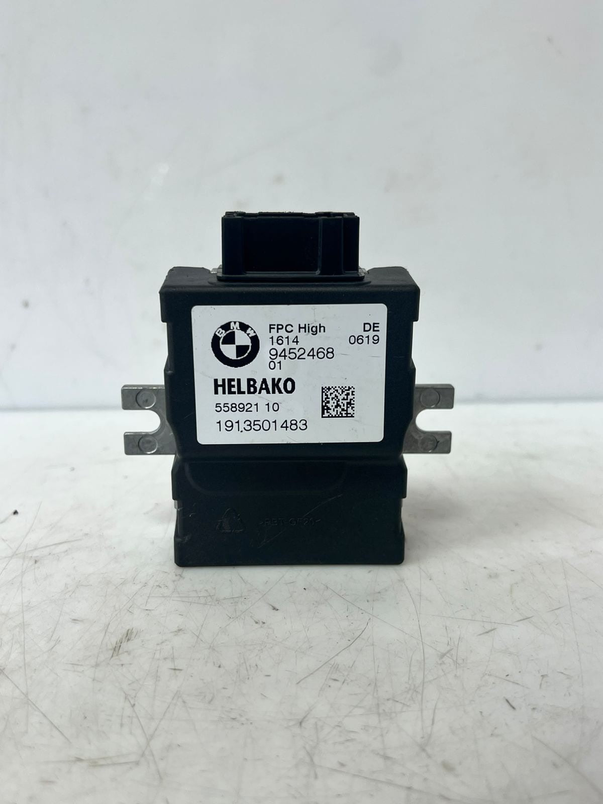 2017-2019 BMW G20 X5 3' 6' 7' M760Li xDrive Fuel Pump Control Module 9452468 OEM