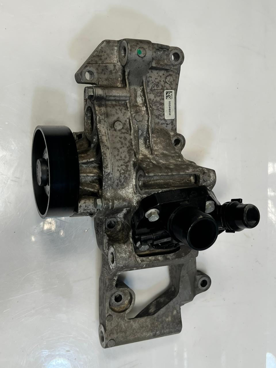 Mini Cooper F55 F56 F57 F45 F46 Coolant Water Pump Support Bracket 2381337