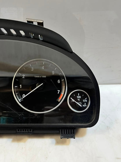 2010-2013 BMW 5 Series F10 F11 520i 523i SPEEDOMETER Instrument Cluster 9280477