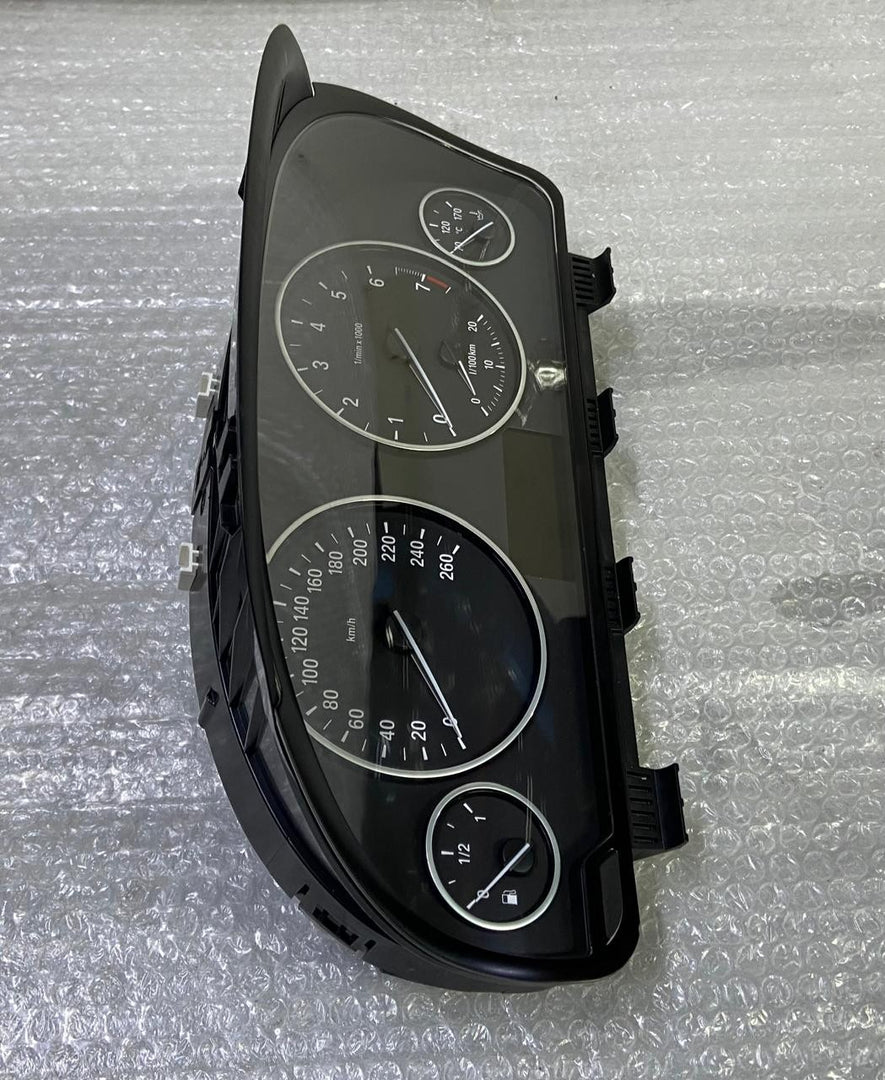 OEM BMW X3 F25 2.0D SPEEDO SPEEDOMETER INSTRUMENT CLUSTER 9232890