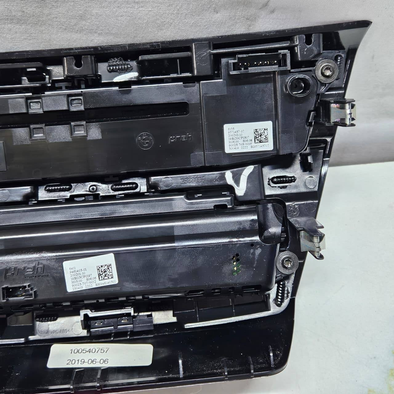 BMW X2 F39 Automatic Air Conditioning Control & Audio Panel 9461405 9371457 OEM
