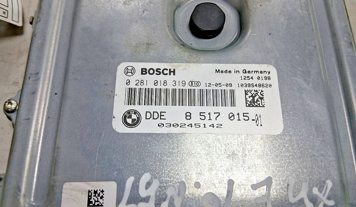 BMW X5 E70 E71 N57 ECU set DDE 8517015 Diesel Bosch 0281 018 319