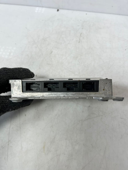 BMW F12 F13 F06 F10 F11 F01 M5 Active Steering Control Unit Rear Axle 6789688 