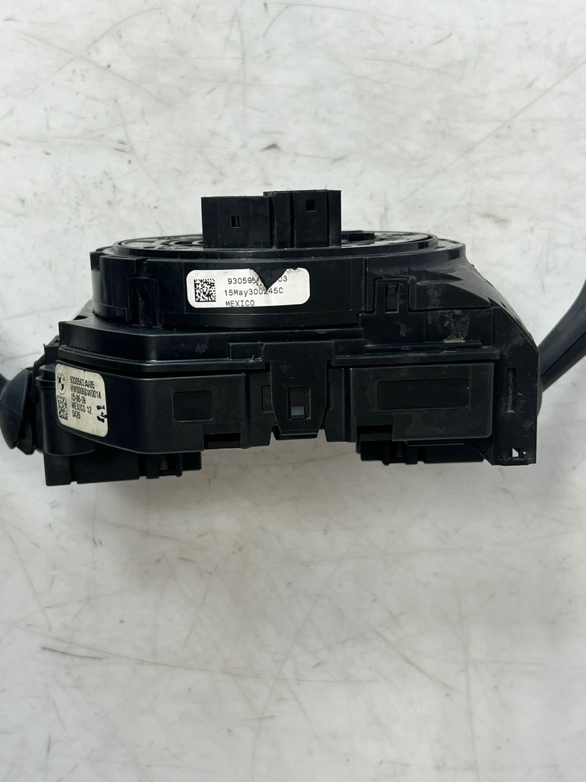 BMW F15 F25 F45 F46 F48 F49 F85 Steering Column Switch Cluster 9330563 OEM