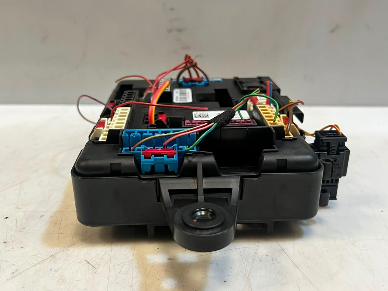 2012-2016 BMW 3 Series F30, F31, F35 328i 2.0 Diesel 135kw Fuse Box 9261110