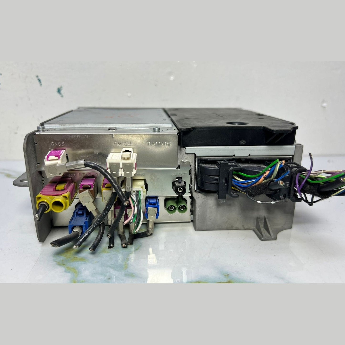 17-23 Mercedes W247 W118 CLA Radio Audio Multimedia Head Unit  A247 9001510 OEM