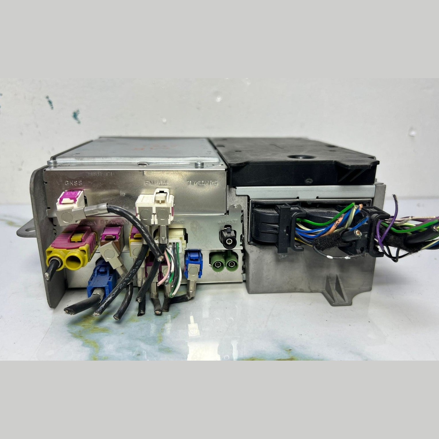 17-23 Mercedes W247 W118 CLA Radio Audio Multimedia Head Unit  A247 9001510 OEM