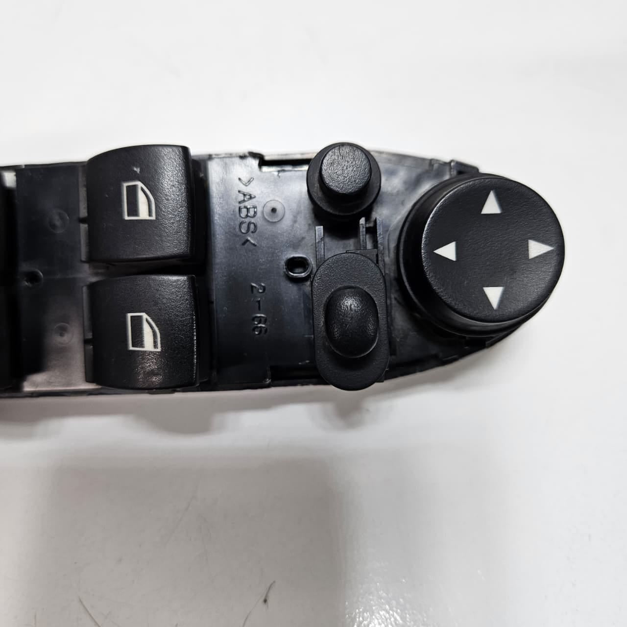 OEM BMW 3 Series E90 E91 Window Lifter Switch 9217341