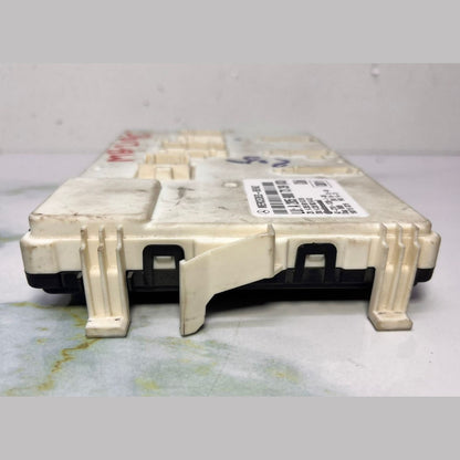 Mercedes-Benz Body Control Module A 205 9007339 W205 C-Class