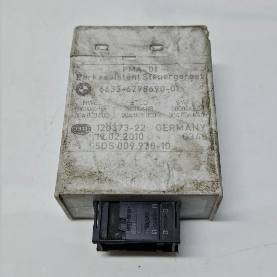 2011-2015 BMW 550i F10 F11 Park Assist Control Module 6798690