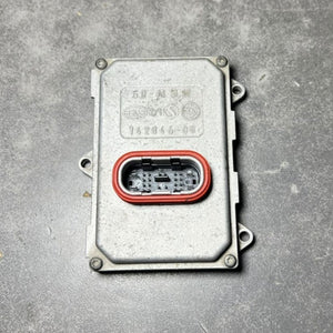Mercedes W212 W204 Xenon Light Headlight Control Module Unit A002 8206026 OEM