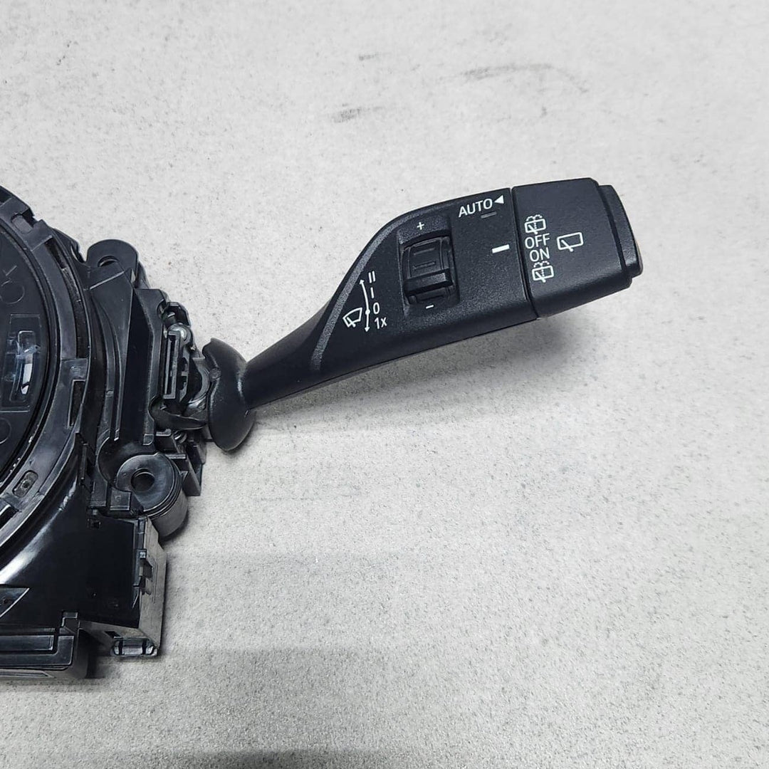 Genuine 2015-2020 BMW X1 Indicator Wiper Stalk Switch 6827370 X5 F15 F85 X1 X2