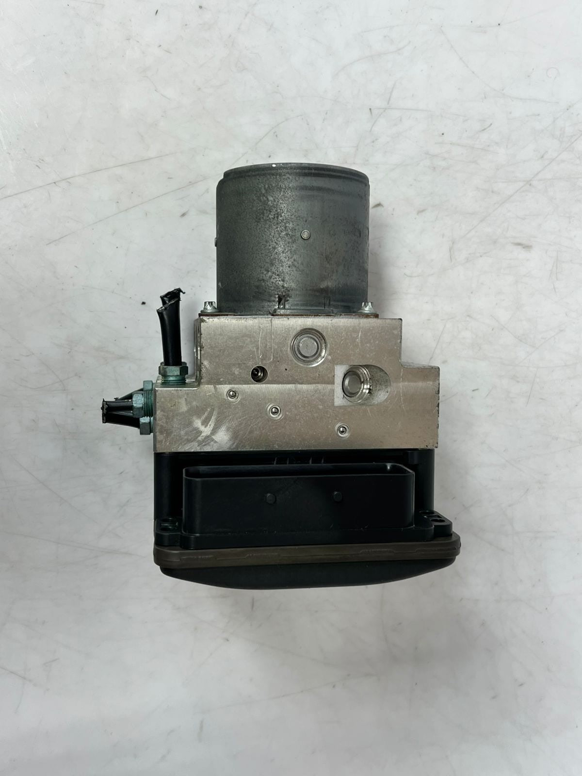 2007-2014 BMW X5 E70 X6 E71 Abs Dsc Hydraulic Pump Control Module 6854702 OEM