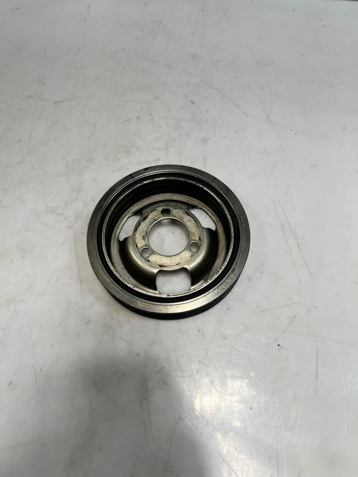 BMW 1 3 Series F30 F31 F35 F20 F21 Engine Crankshaft vibration Pulley 7638551 