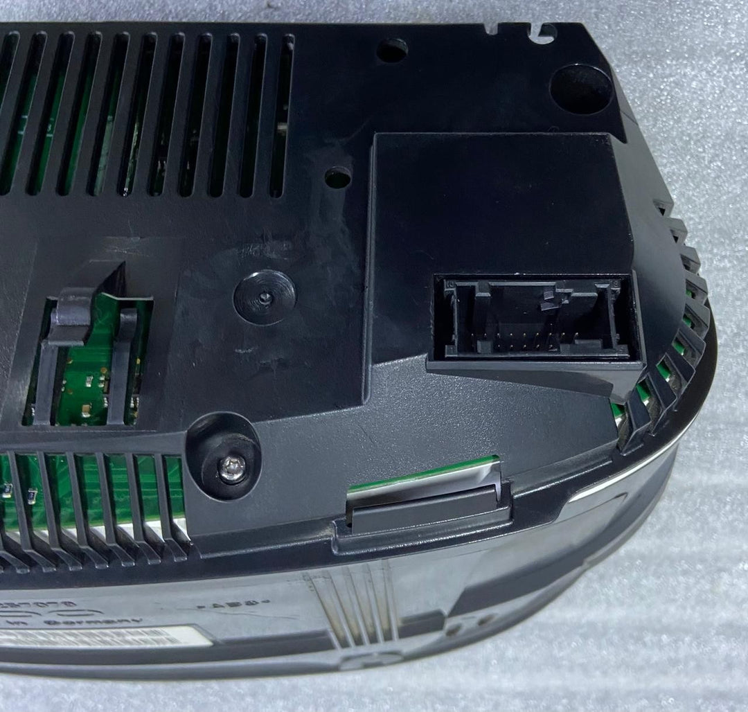 OEM BMW 535xi E60 E61 Speedometer Instrument Gauge Cluster 9194887