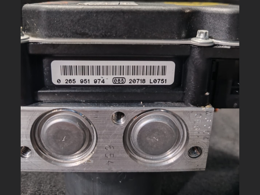 OEM Brake Pump BMW X1 E84 Hydraulic Unit ABS Pump Module 6860214 6860215