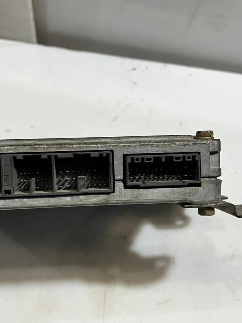 Mitsubishi Fuso FK61 6M61 Engine Control Unit 4079153292 ME302333