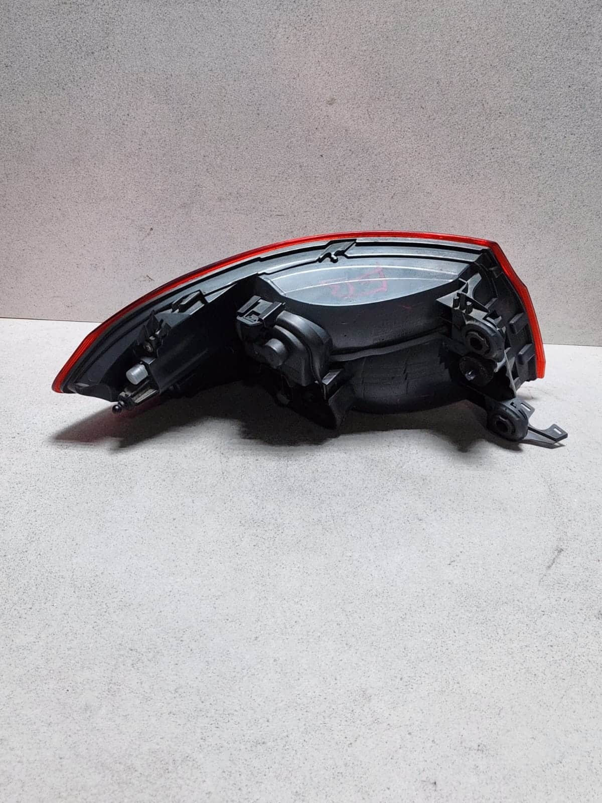 BMW Outer Tail Light 7296098 F32 F33 F36 F82 F83 and M4