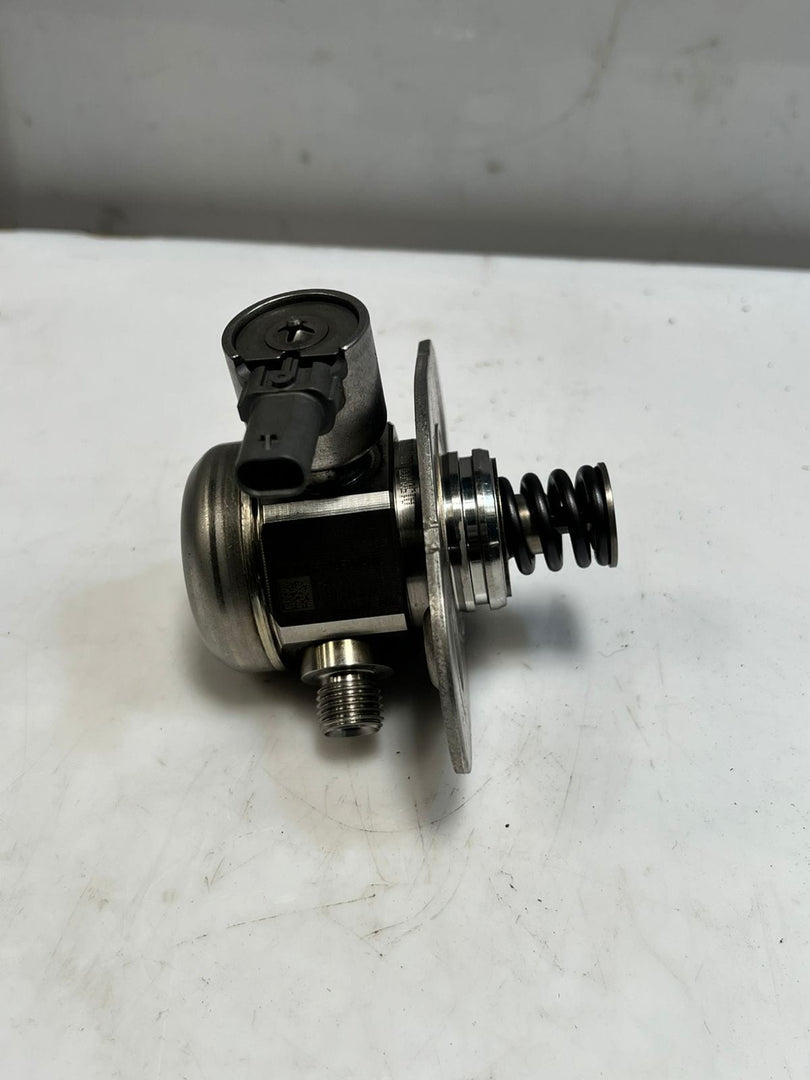 BMW MINI F55 F56 F57 1.2 Petrol B38A12A B38 High Pressure Fuel Pump 7636881