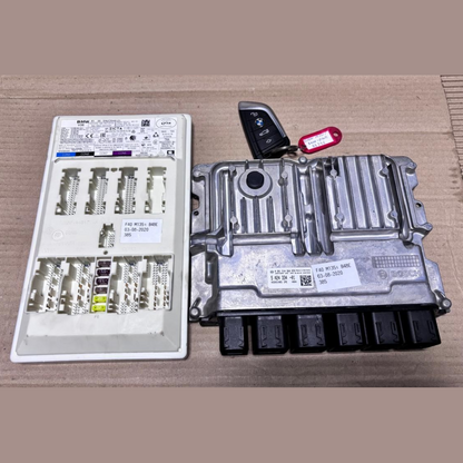 BMW F40 M135i B48E 03-08-2020 ENGINE CONTROL UNIT COMPLETE SET + KEY-  (5A24334)