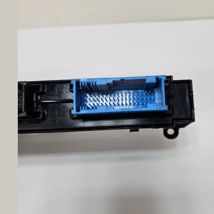 Genuine 2011-2014 BMW X3 F25  Body Control Module 9287218 OEM
