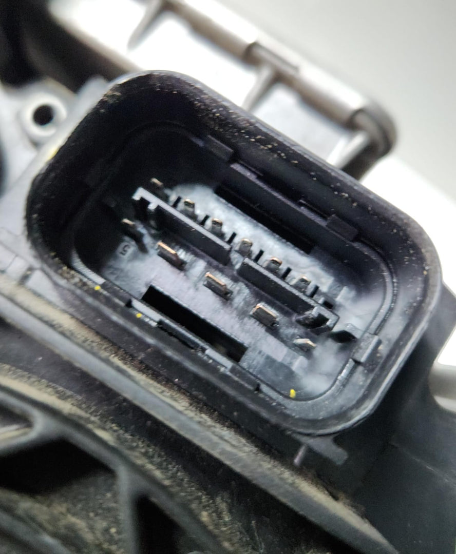 2011-2013 BMW X5 Left Xenon Headlight 7221893 X5 E70 OEM