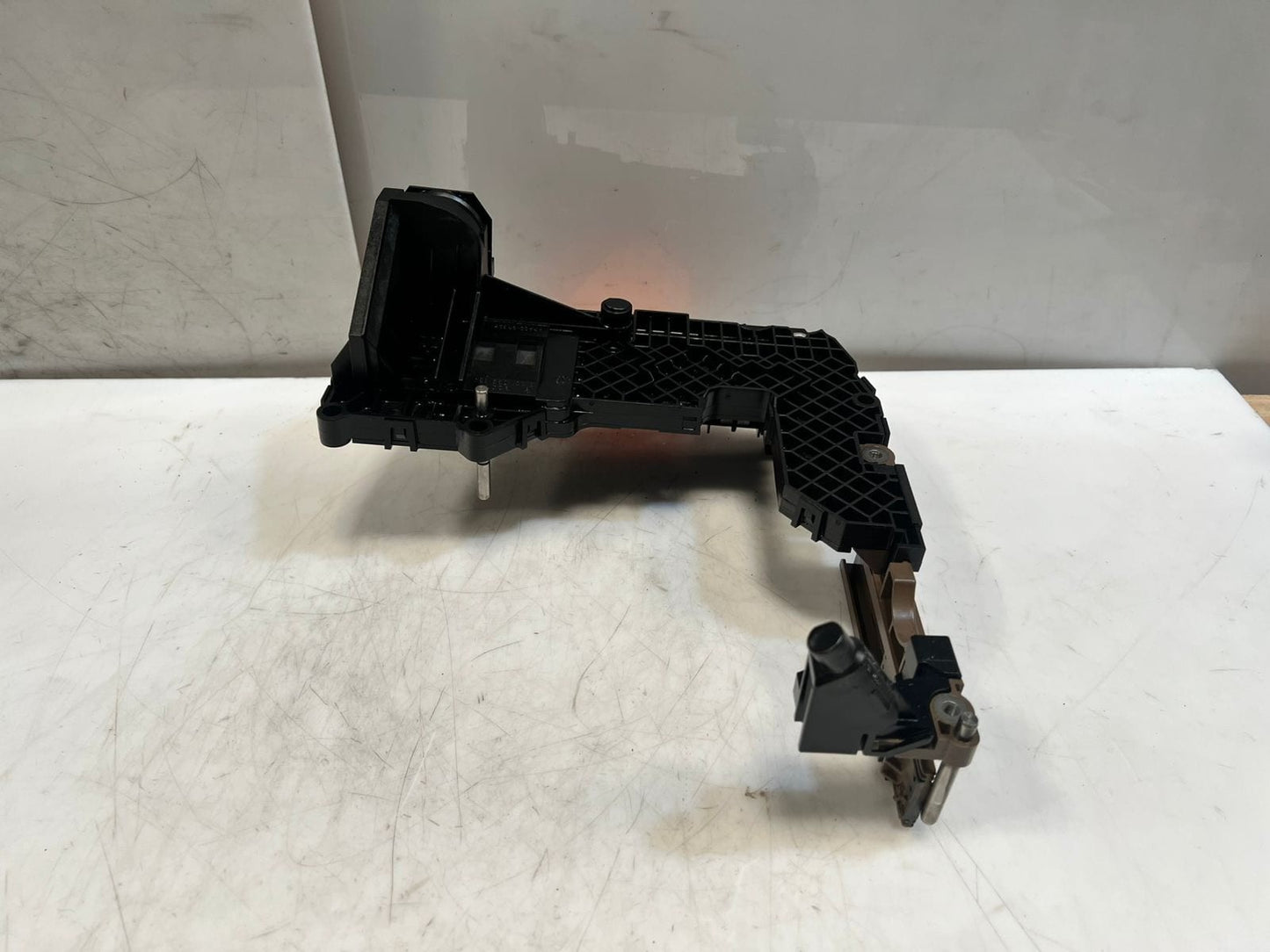 2007-2012 BMW 7 Series F01 F02 F03 750i Transmission Control Module 0260550027