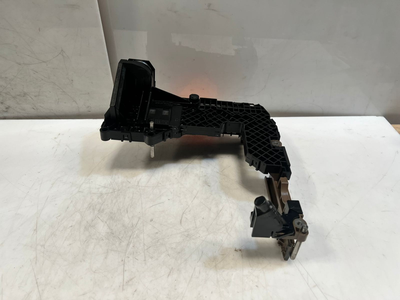 2007-2012 BMW 7 Series F01 F02 F03 750i Transmission Control Module 0260550027
