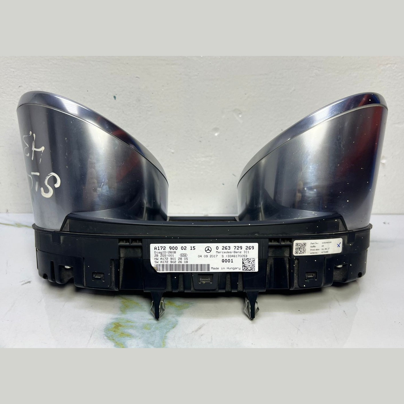 11-18 Mercedes-Benz W172 SLK AMG Instrument Cluster Speedometer A172 9000215 OEM