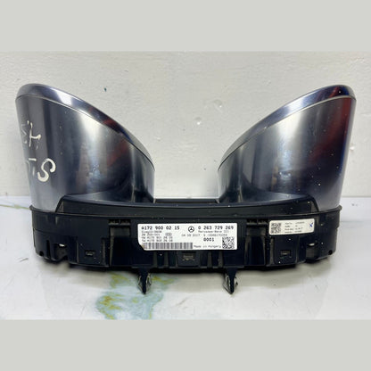 11-18 Mercedes-Benz W172 SLK AMG Instrument Cluster Speedometer A172 9000215 OEM