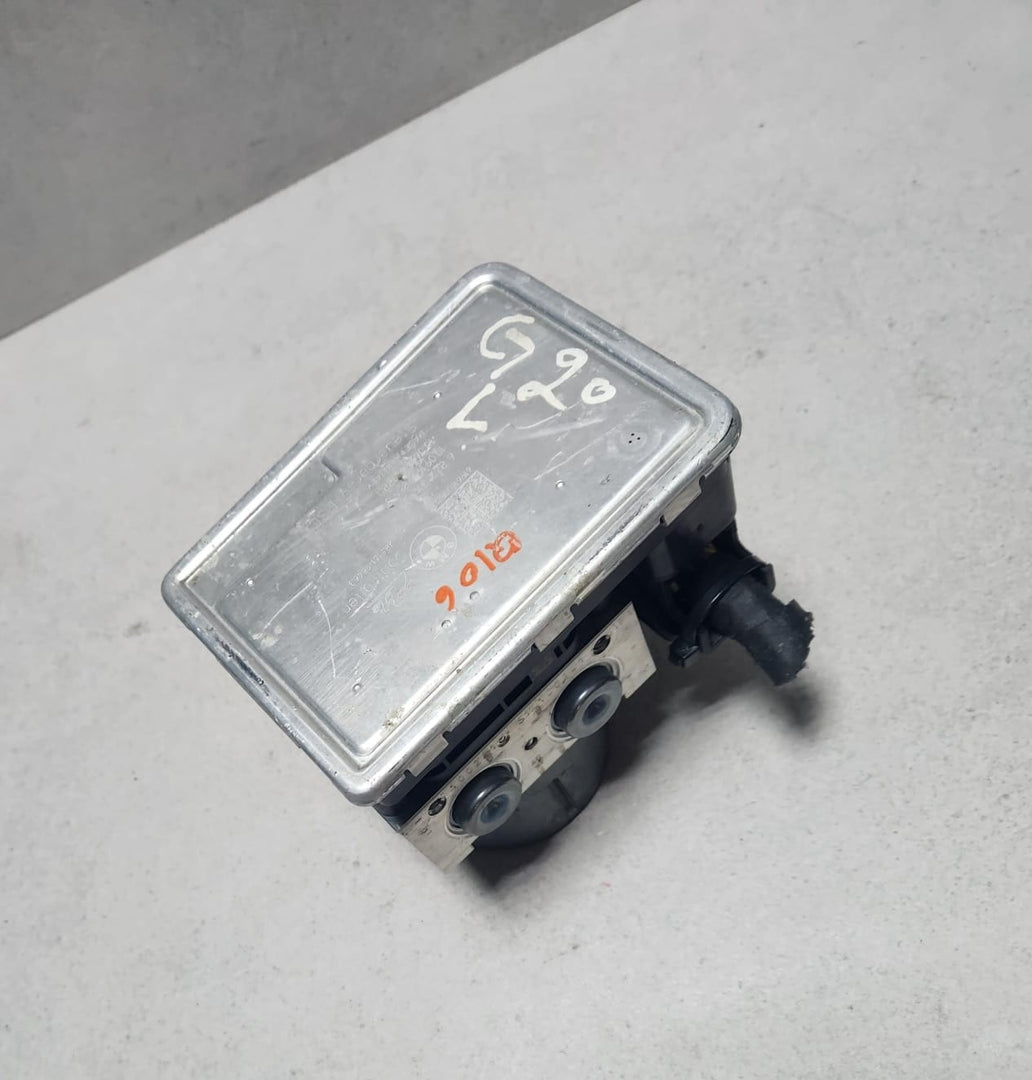2019-2022 BMW 330i Abs Pump Control Module 6862017 3 Series G20 G21
