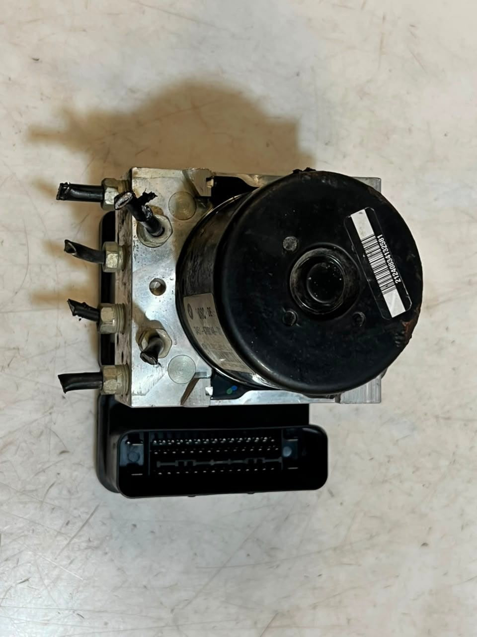 2009-2013 BMW E90 E92 E93 E91 128i ABS Pump and Control Unit 6790146 OEM