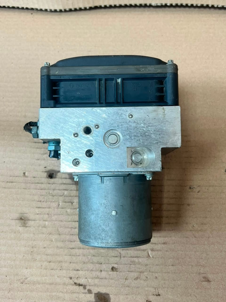 2010 BMW 5 Series F10 F11 4WD DXC DSC ABS CONTROL UNIT Pump 6799523 OEM