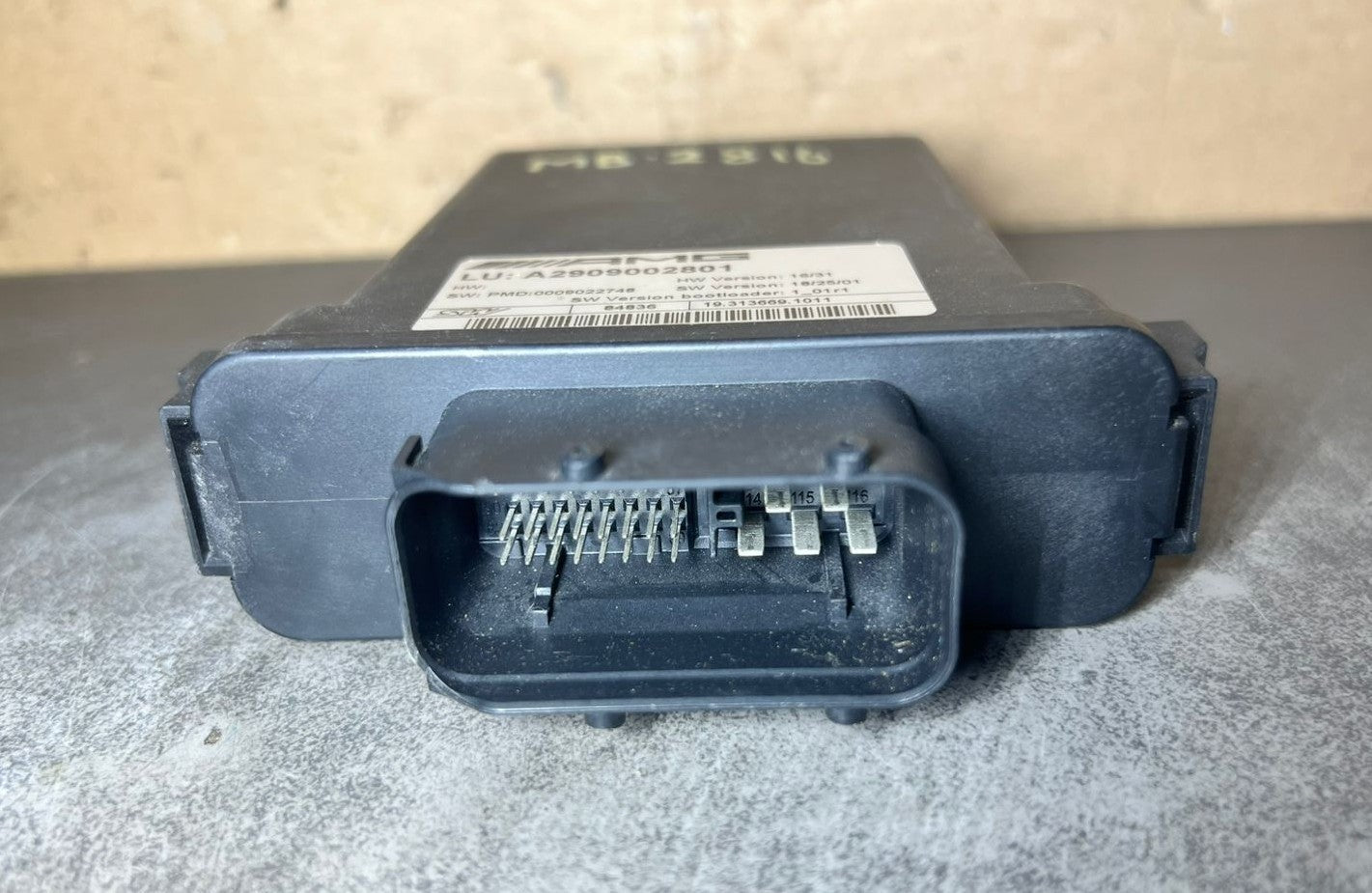 15-20 Mercedes W205 C63 AMG Differential Lock Control Module A2909002801 OEM