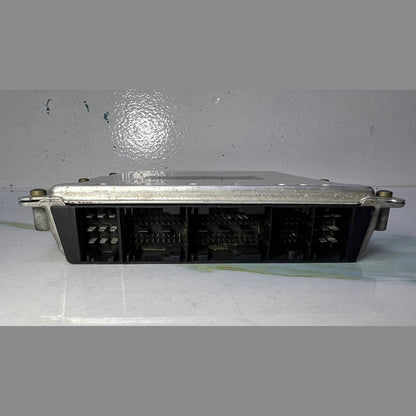 1997-2005 Mercedes-Benz E320 Engine Control Unit A1121530879 C320 and E320