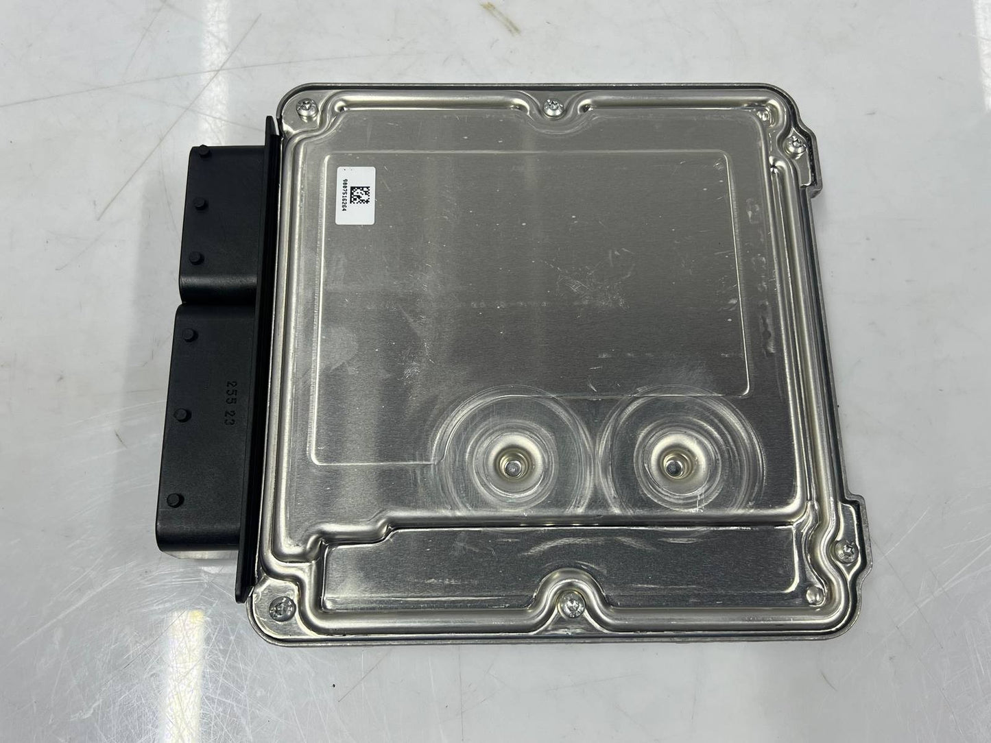2014-2018 BMW F30 330d F32 430d F34 diesel X5 Engine Control Unit 8585380