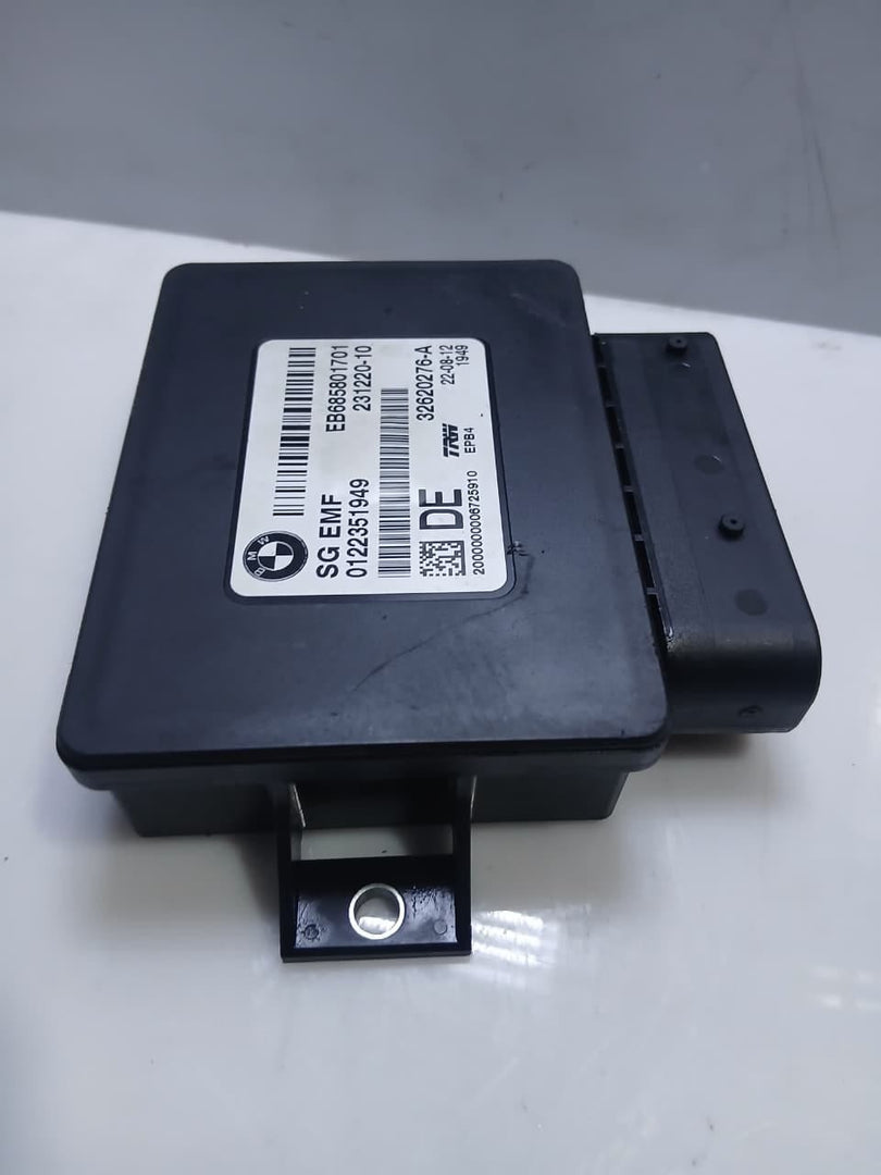 BMW 5 Series F10 F11 F12 F13 F25 F26 650i Parking Brake Control Module 6858017