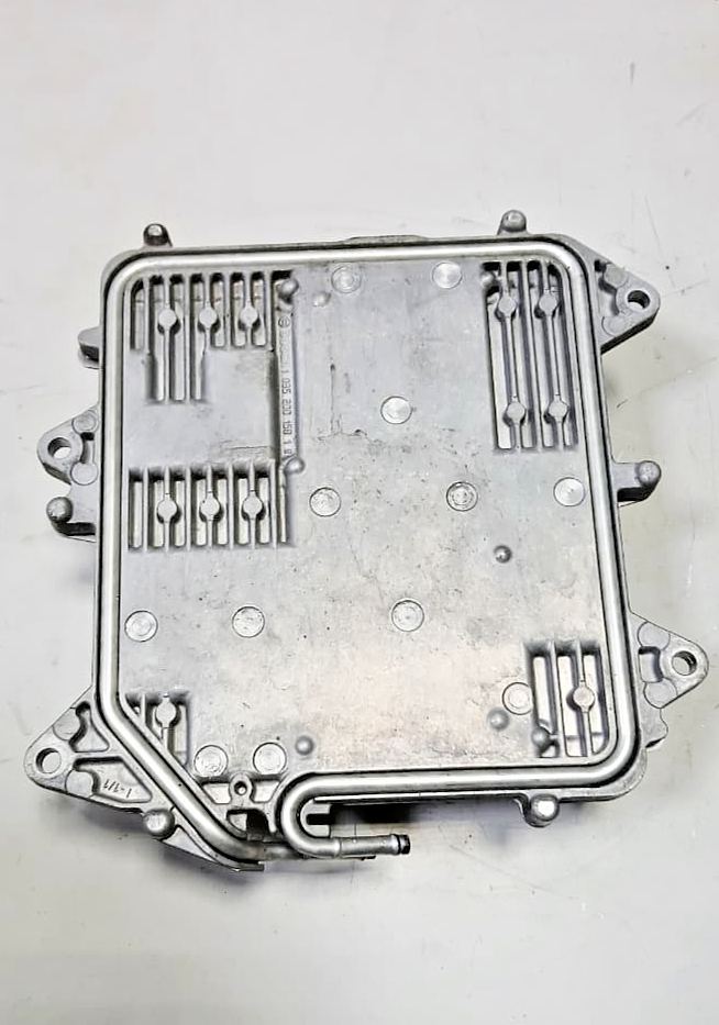 BMW 5,6,7, SERIES F01 F02 F06 F07 N63N ENGINE CONTROL UNIT  MODULE DME 8614915