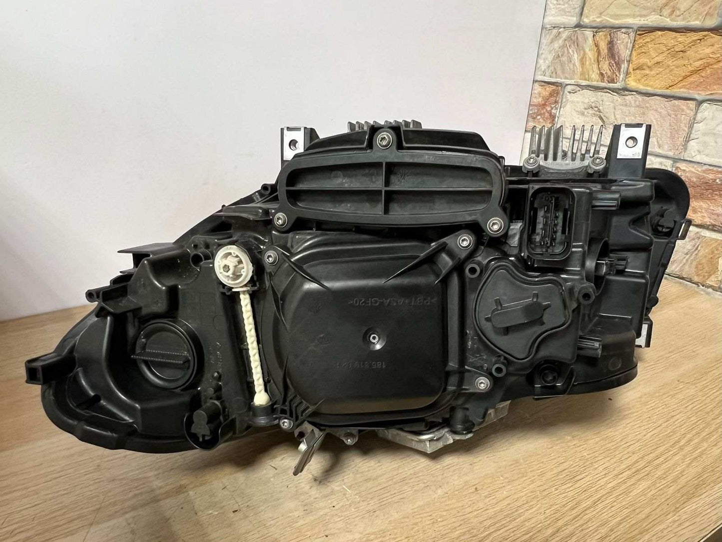 BMW Series 5 F10 F11 Front Right LCI ADAPTIVE XENON Headlight A8 7378516 01 RHD