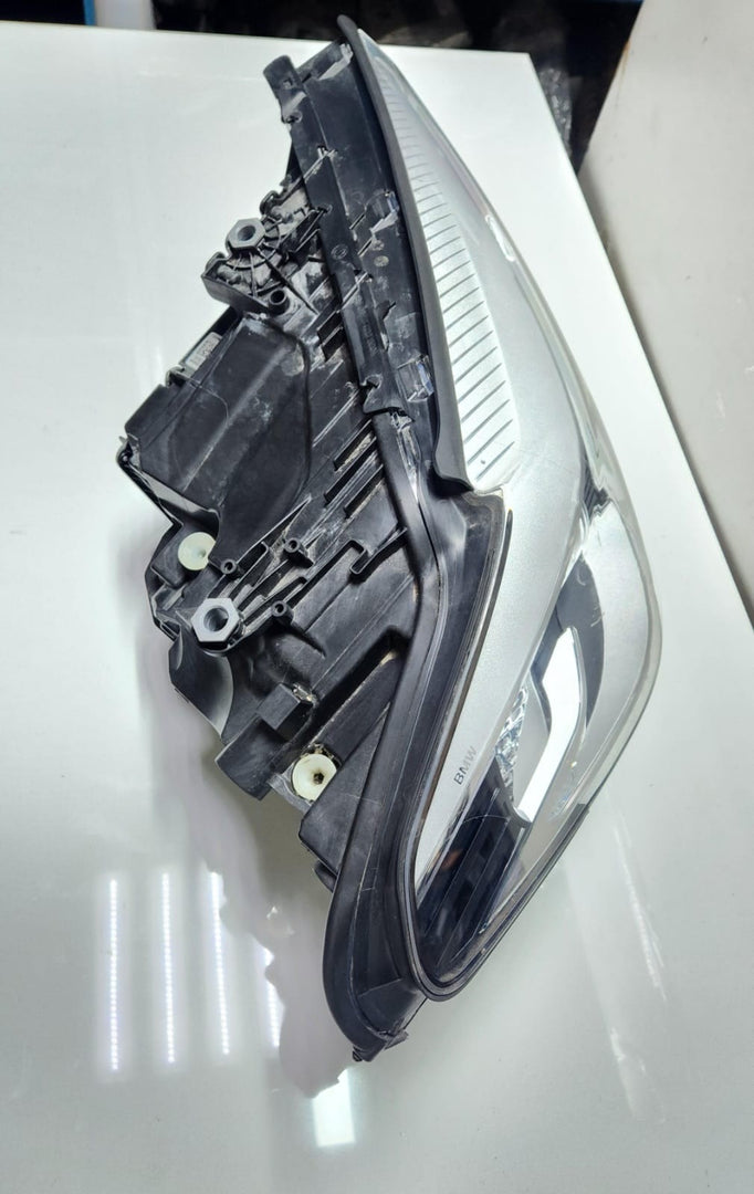 2016-2020 BMW 5 Series LED Headlight Right Driver Side 8499114 G30 G31 OEM