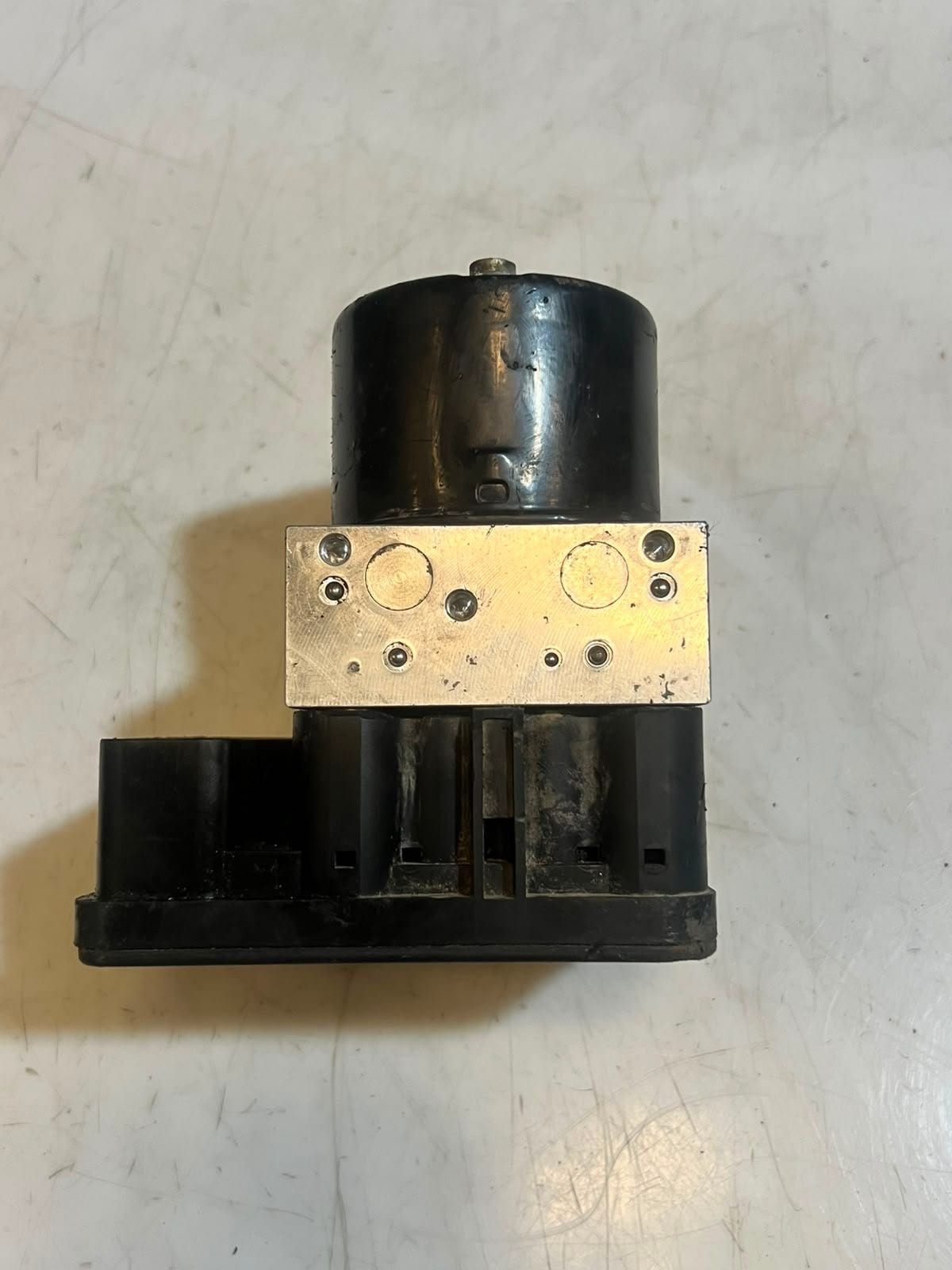 2007-2009 BMW 3 Series E90 E91 328i ABS HYDRAULIC Pump Control Module 6777159