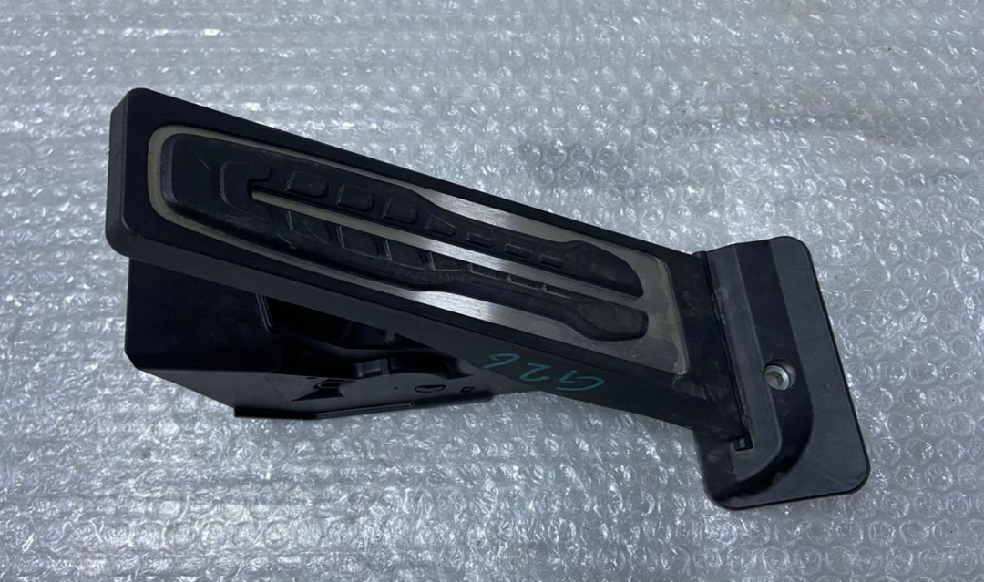 OEM BMW F44 G20 G21 G26 X3 G01 X4 ACCELERATOR PEDAL THROTTLE PEDAL GAS- 6889820