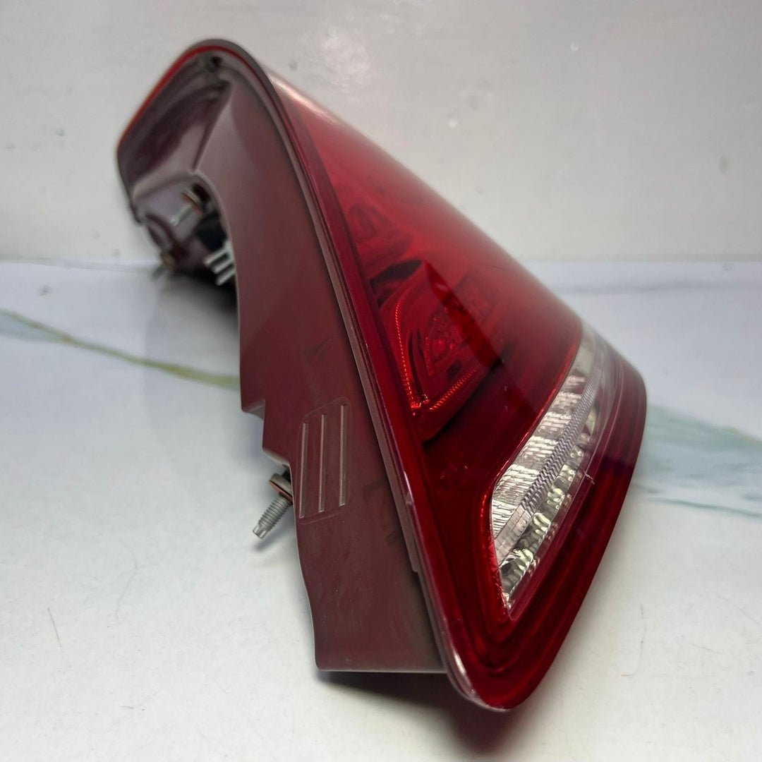 2013 Mercedes-Benz S350 Rear Tail Light A2229065501 W222 S-Class