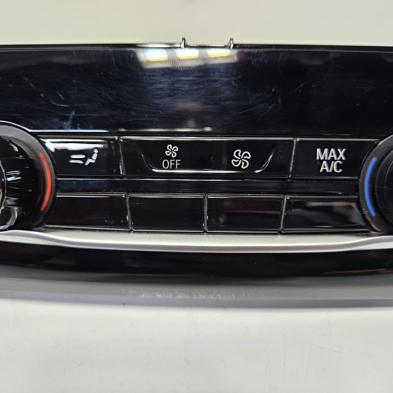 OEM BMW 5 6 Series G30 G31 G38 F90 M5 G32 GT Rear Climate Control Unit 6999430
