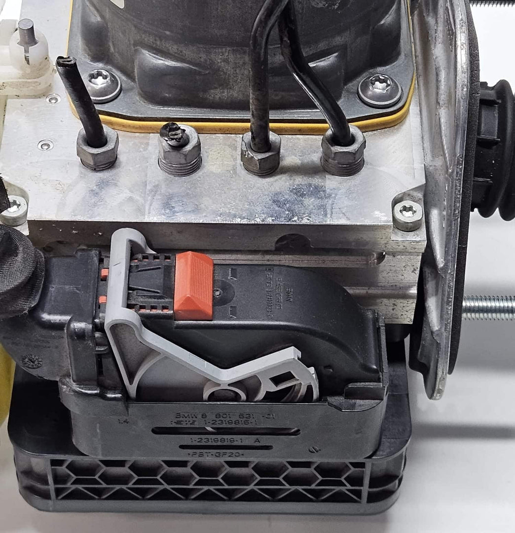 5B3C875-2024 BMW X1 U11 18i Brake Master Cylinder ABS Pump OEM