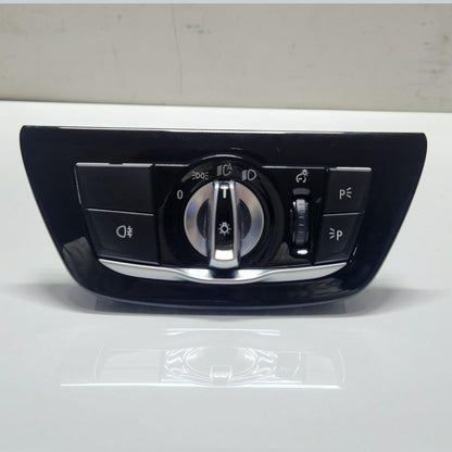 2017-2020 BMW 540i Headlight Switch 9493733