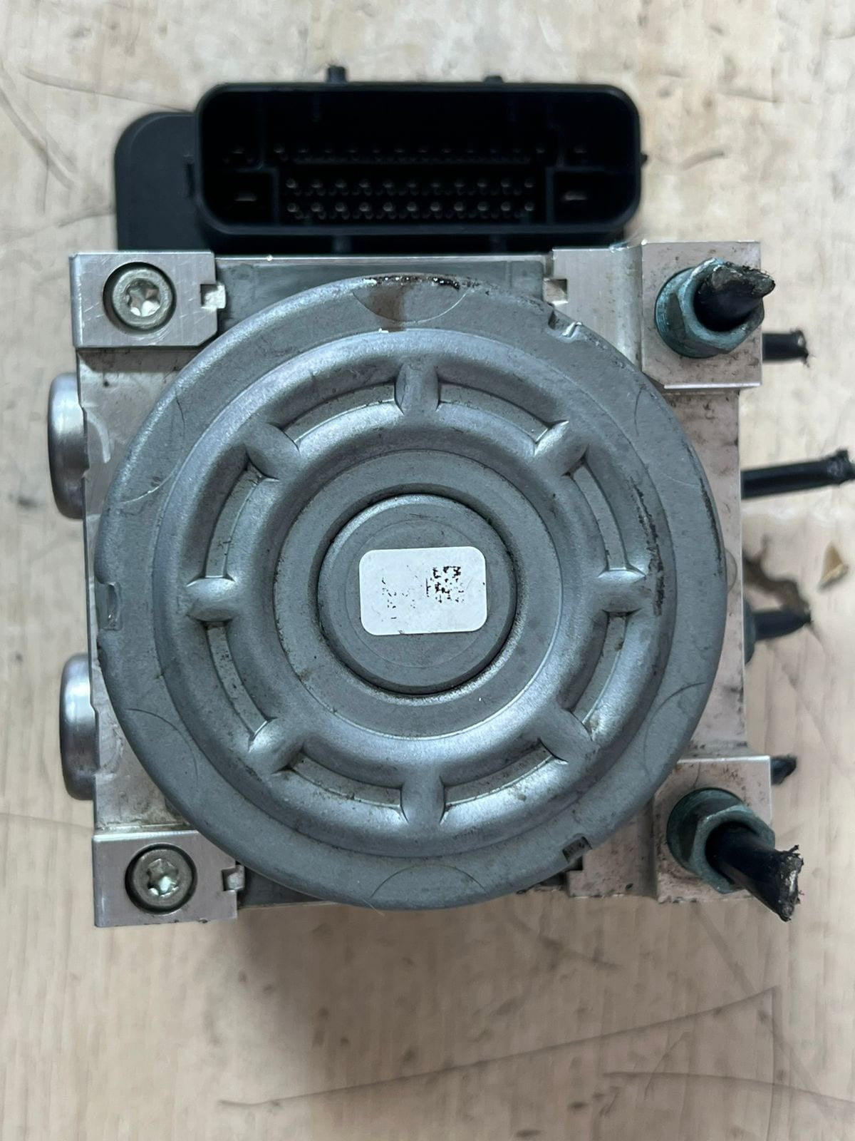 BMW F30 3 Series Anti-Lock ABS Brake Pump Module Assembly Unit 6869726