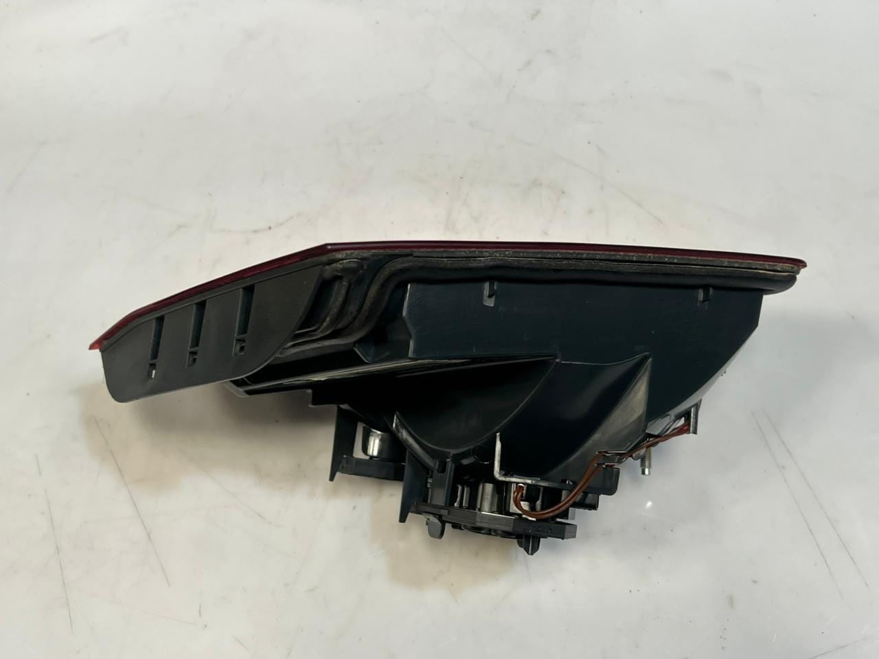 2012-2014 BMW 5 SERIES F10 Trunk Lamp LID LEFT REAR TAIL LIGHT 7203225 OEM