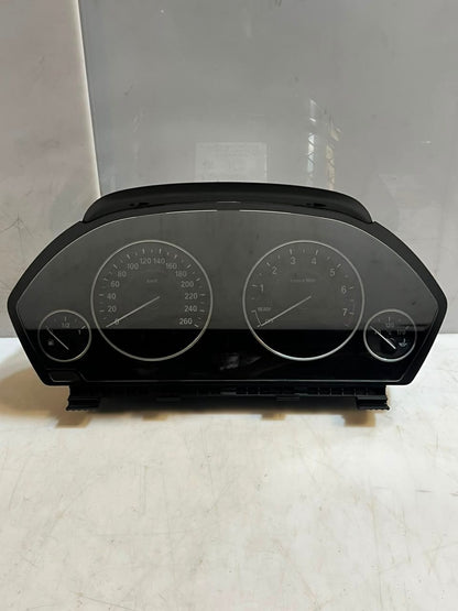 2016 BMW 3 Series F30 F31 F32 F34 320i SPEEDOMETER Instrument Cluster 6804979