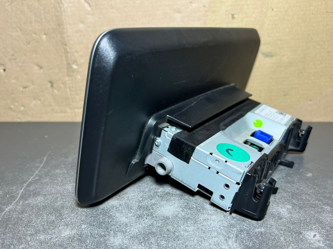 14-18 Mercedes-Benz W205 C-Class Navigation Display Screen Monitor A205 9000441